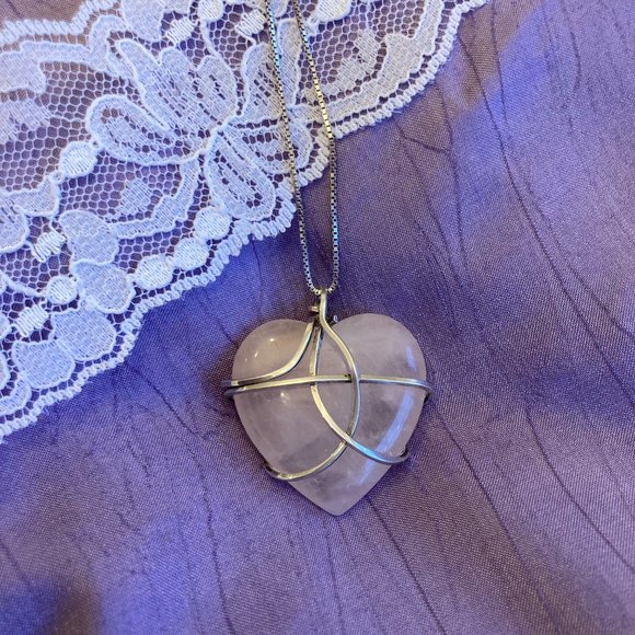Pink Rose Quartz & Silver Heart Pendant Necklace - Picture 4 of 10